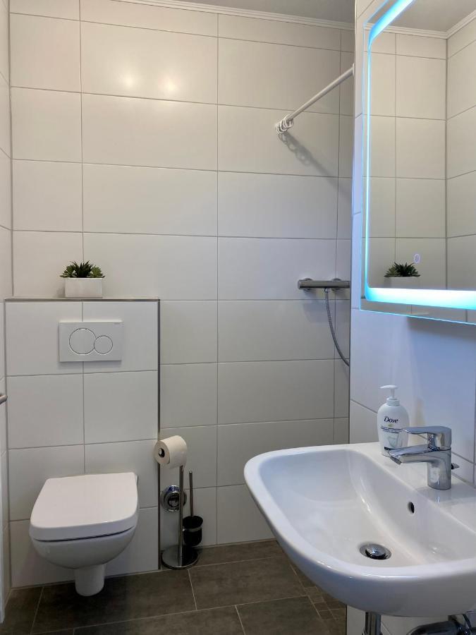 Lounge - Gemuetliche Ferienwohnung Am Asreg, Бад-Цвишенан Экстерьер фото